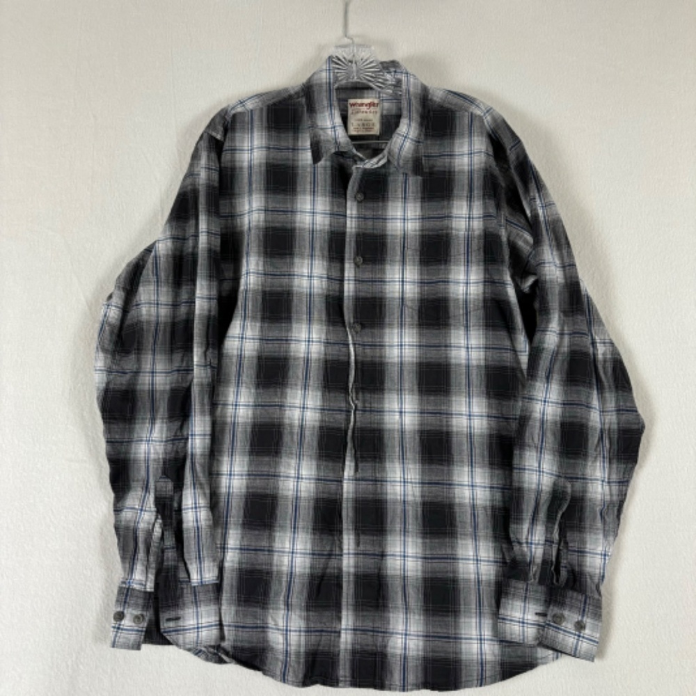 Wrangler Authentics 100% Cotton Long Sleeve Button Down thick shirt/thin flannel